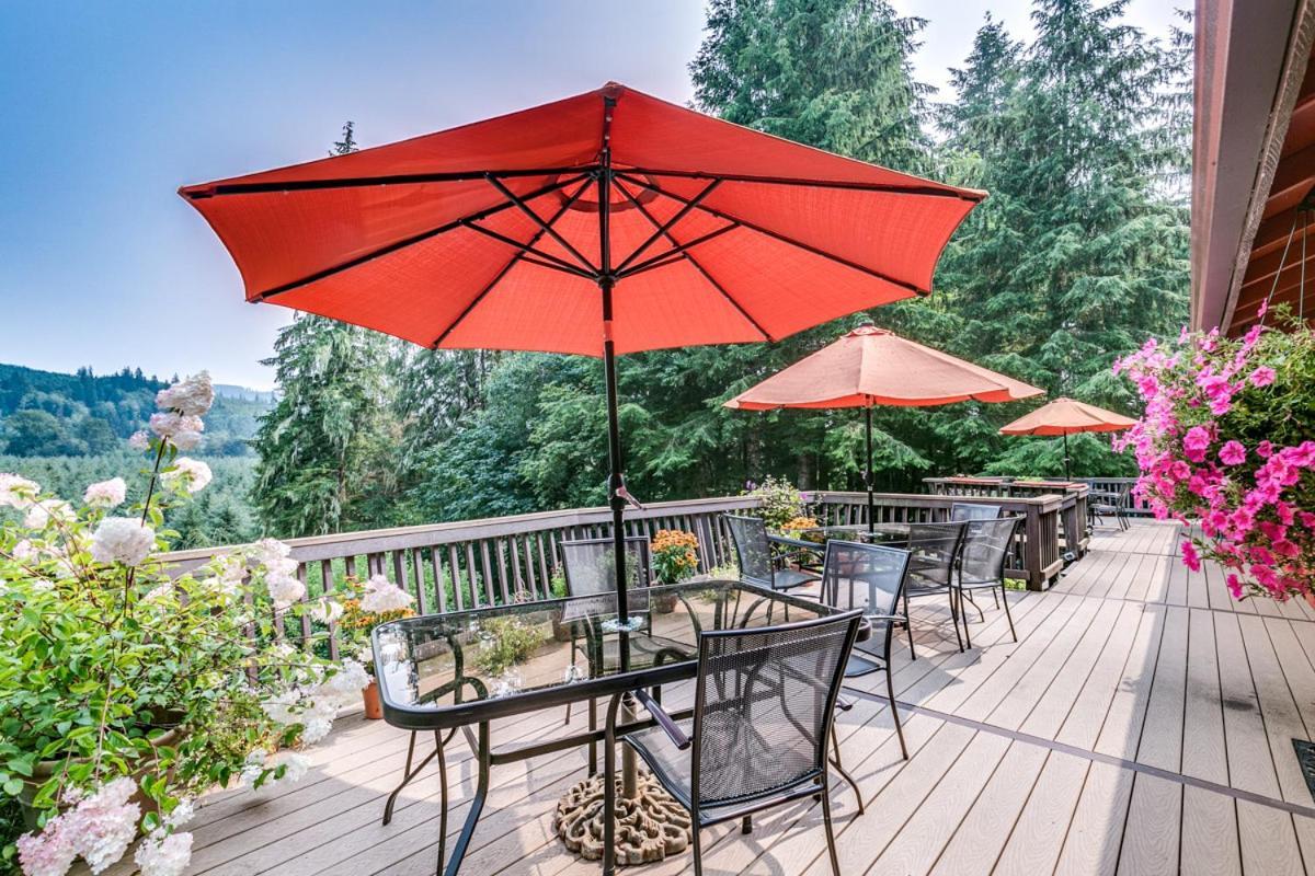Misty Valley Inn Forks Exterior foto